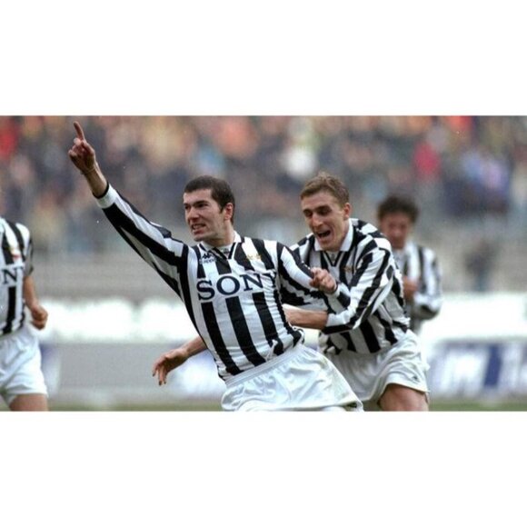 Zidane Juventus Kappa 1996 1997 Long Sleeve DEBUT Home Soccer Jersey Shirt XL - Picture 7 of 7